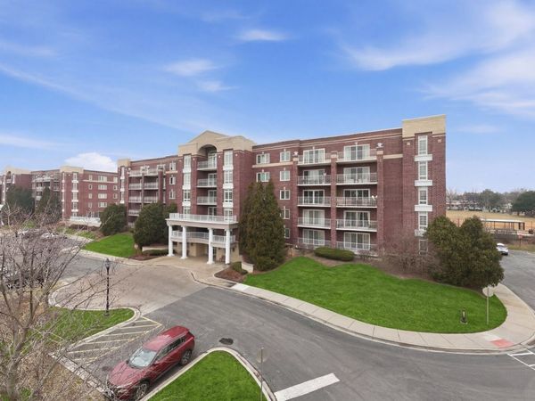 7081 W Touhy Avenue , Unit 407, Niles, IL 60714