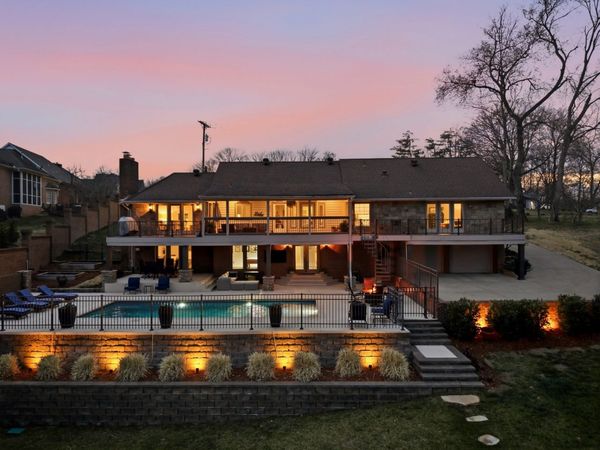 123 Valley Brook Dr, Hendersonville, TN 37075