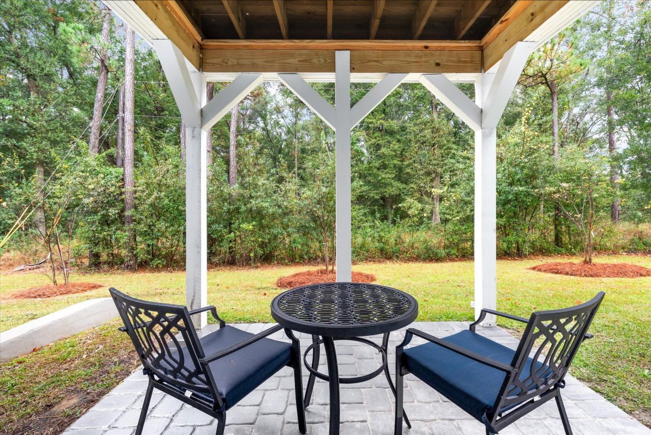 451 Katies Scenic Court Photo 6