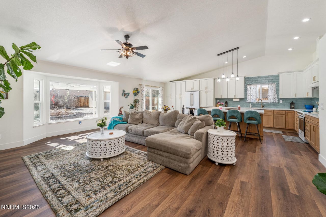 1430 Talon Drive, Sparks, NV 89441 Photo