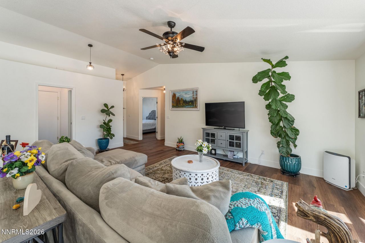 1430 Talon Drive, Sparks, NV 89441 Photo