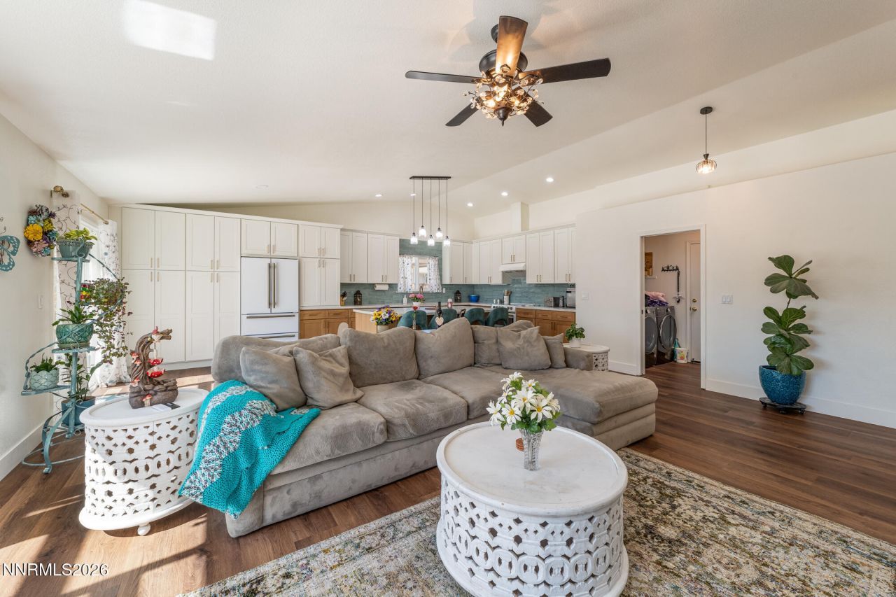 1430 Talon Drive, Sparks, NV 89441 Photo