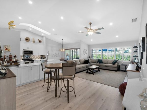 17215 Boca Club Boulevard, Unit 1, Boca Raton, FL 33487