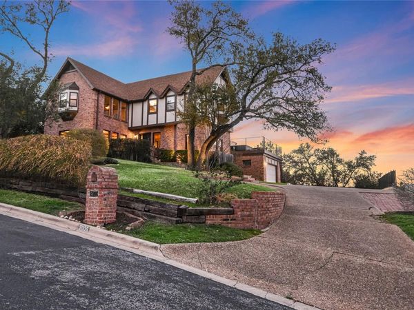 2006 Wychwood DR, Austin, TX 78746