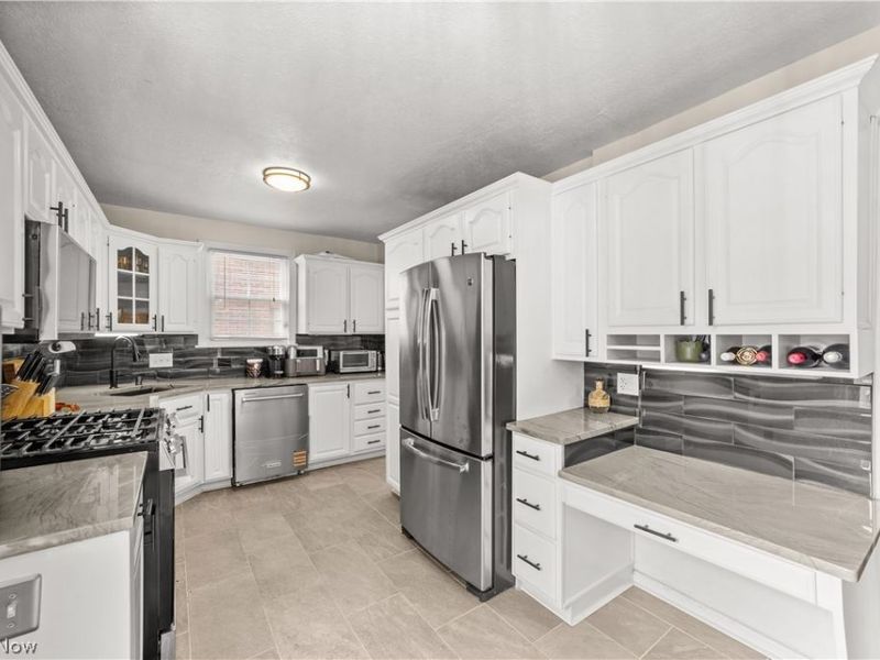 17912 Lomond Boulevard, Shaker Heights, OH 44122 Photo 12