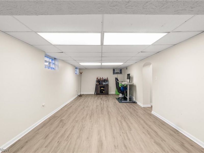 17912 Lomond Boulevard, Shaker Heights, OH 44122 Photo 35