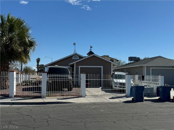 3630 Rochester Avenue , Las Vegas, NV 89115