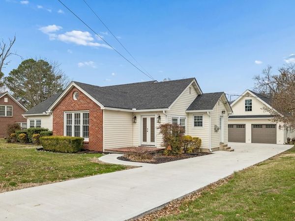 225 Jackson Avenue, Carthage, TN 37030