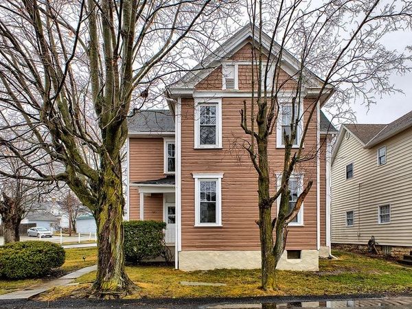 500 Painter St, Everson, PA 15631