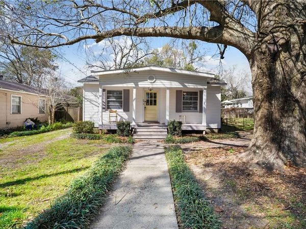 54 Bishop Lane S, Mobile, AL 36608