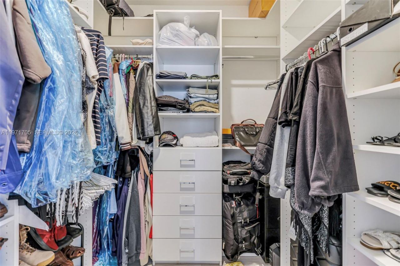 2369 NW 131st Cir, Miami, FL 33167 Photo