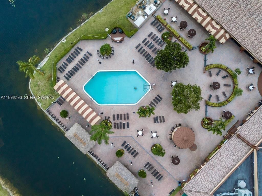 9001 Sunrise Lakes Blvd, Unit 109, Sunrise, FL 33322 Photo