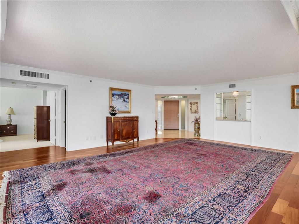 4251 Gulf Shore Blvd N, Unit 6C, Naples, FL 34103 Photo