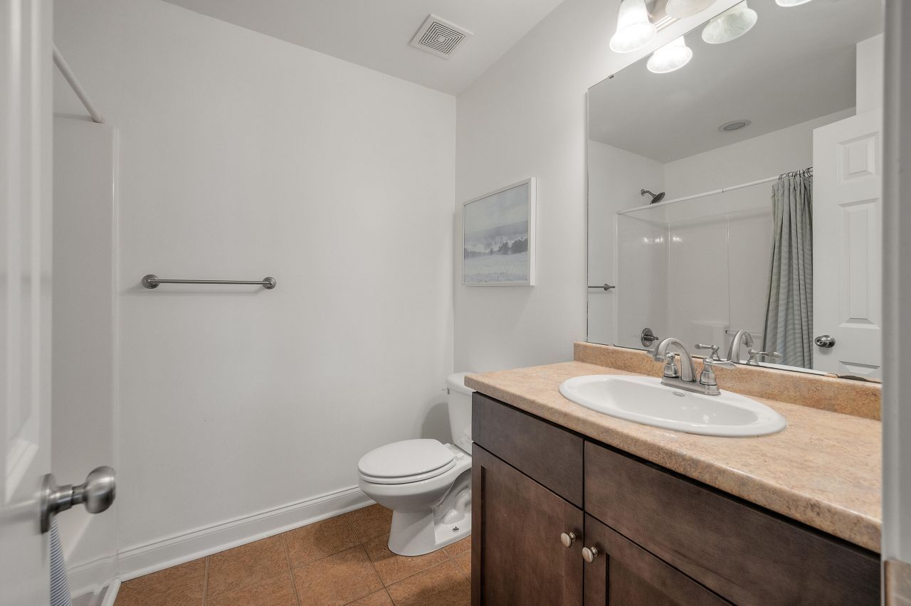 729 Spark Street Photo 13