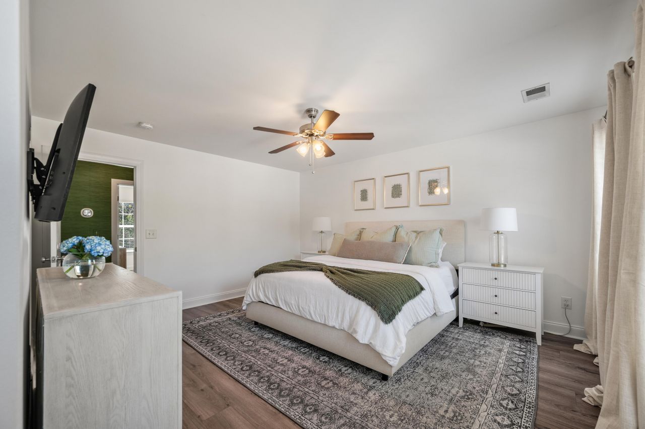 729 Spark Street Photo 19