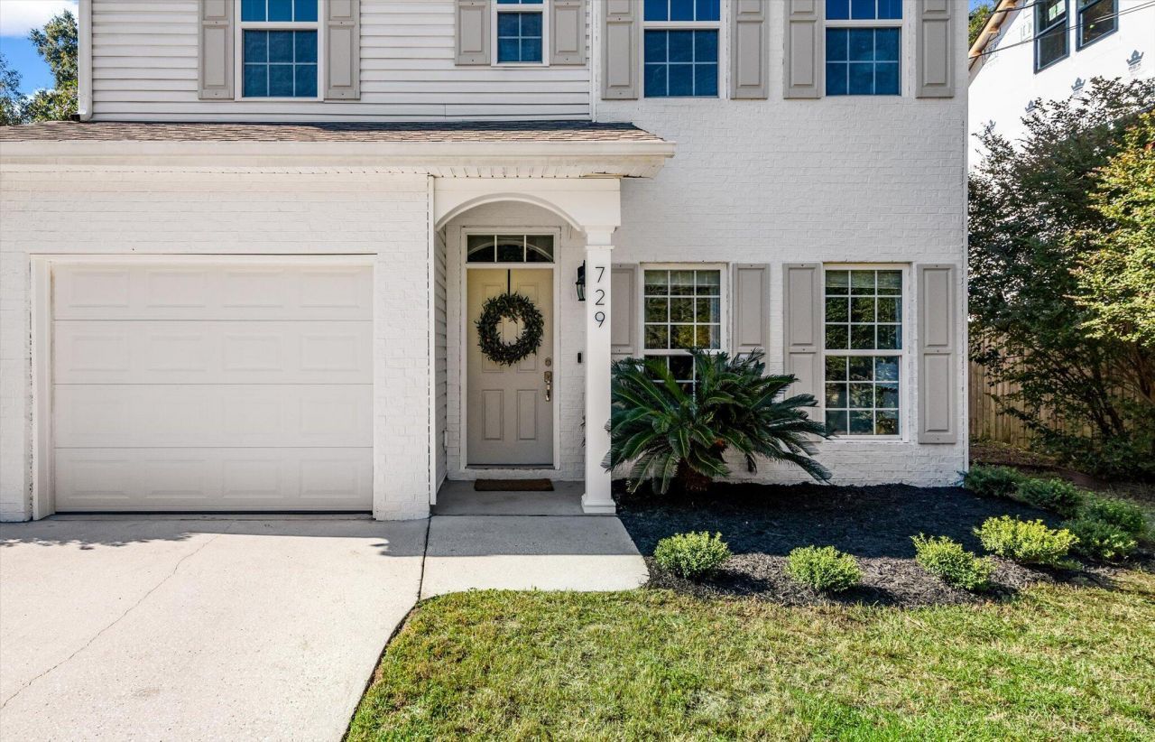 729 Spark Street Photo 2