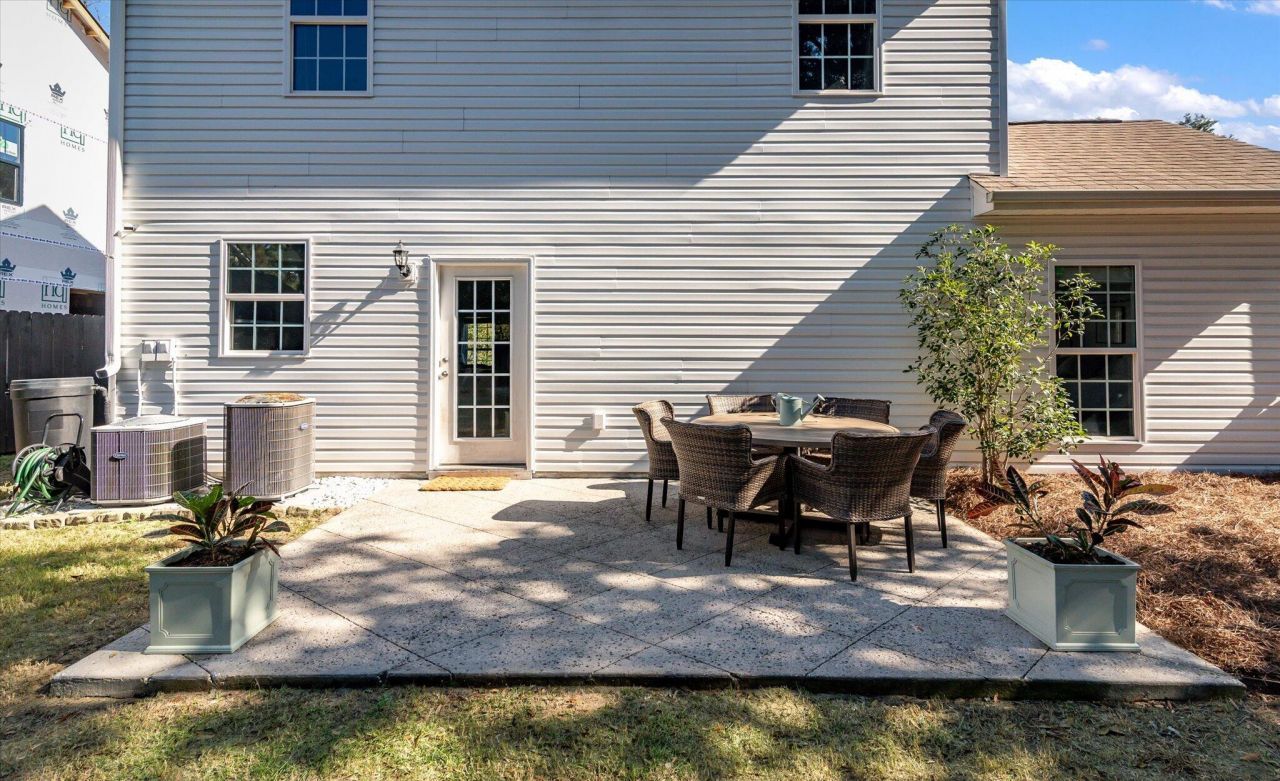 729 Spark Street Photo 32