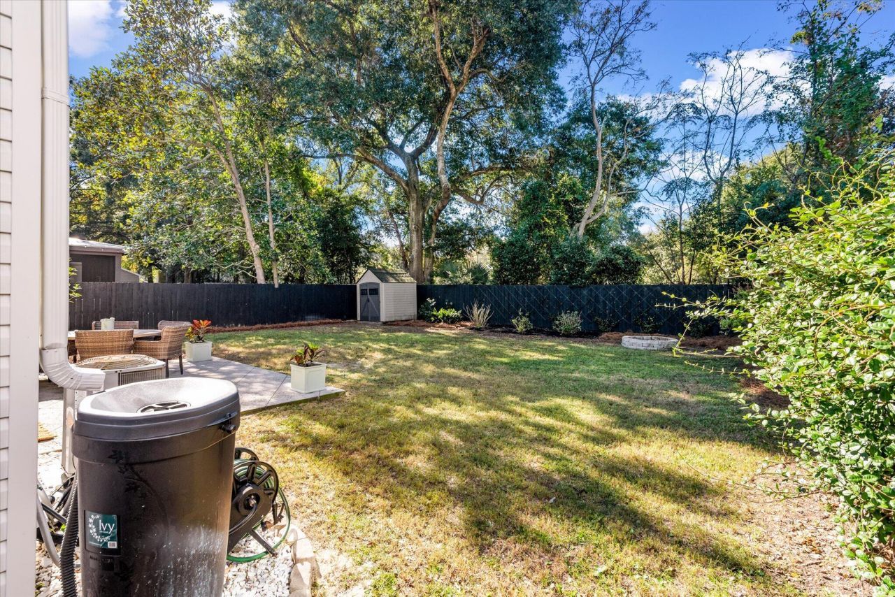 729 Spark Street Photo 33