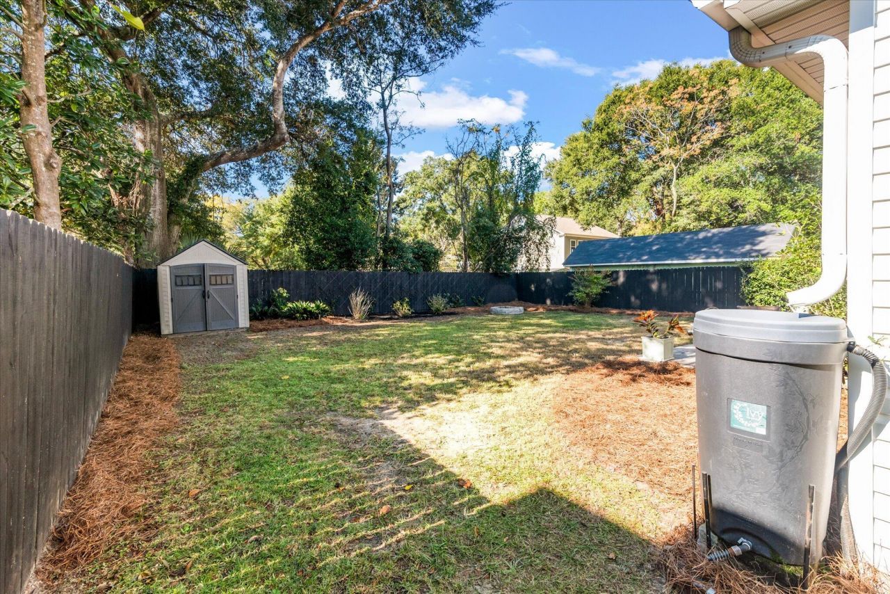 729 Spark Street Photo 36