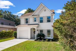 729 Spark Street photo 4