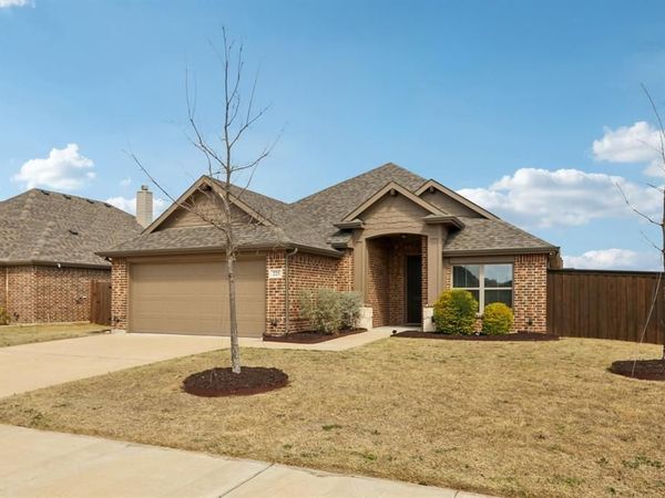 225 Brazos Drive, Waxahachie, TX 75165