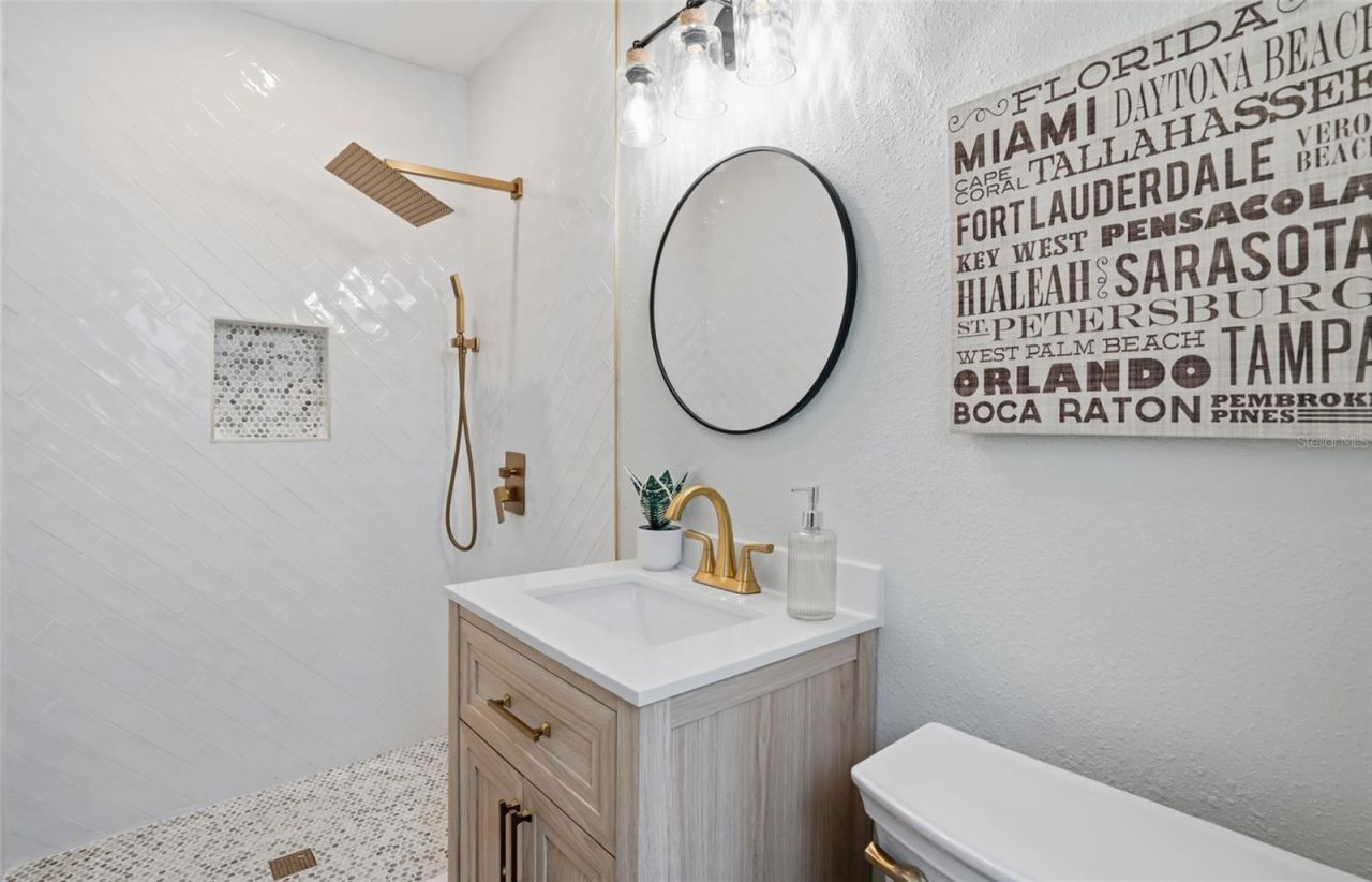 309 84th Avenue Ne, Saint Petersburg, FL 33702 Photo