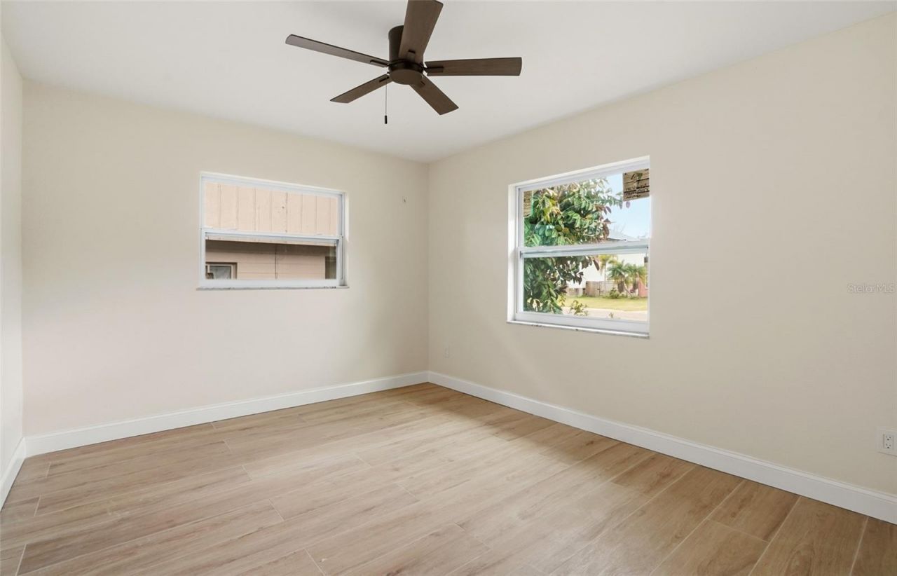 309 84th Avenue Ne, Saint Petersburg, FL 33702 Photo