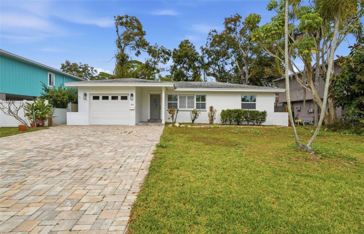 309 84th Avenue Ne, Saint Petersburg, FL 33702 Photo