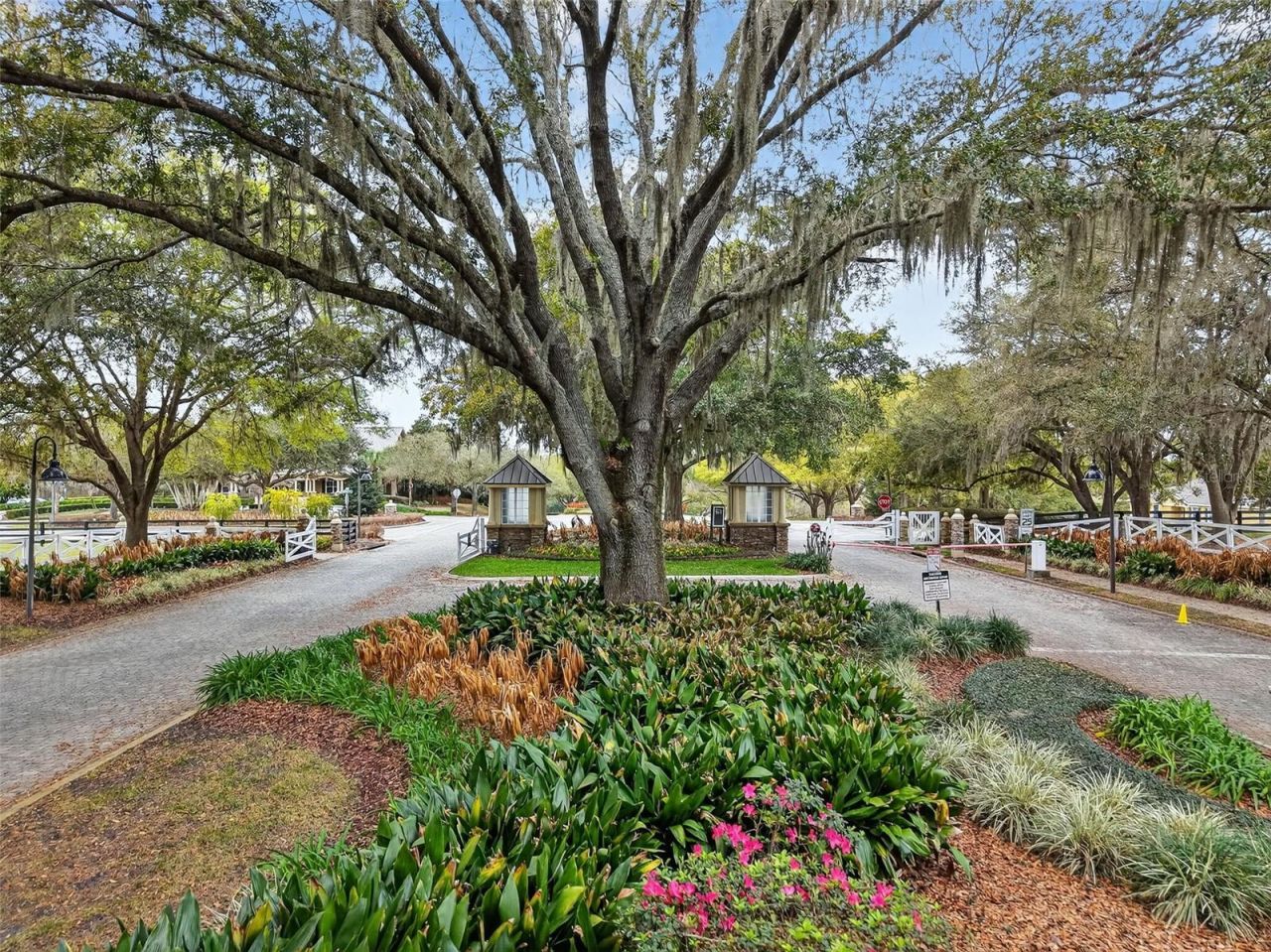 30516 Gidran Terrace , Mount Dora, FL 32757 Photo