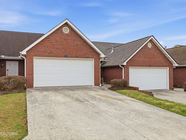 7223 Long Shot Lane, Knoxville, TN 37918