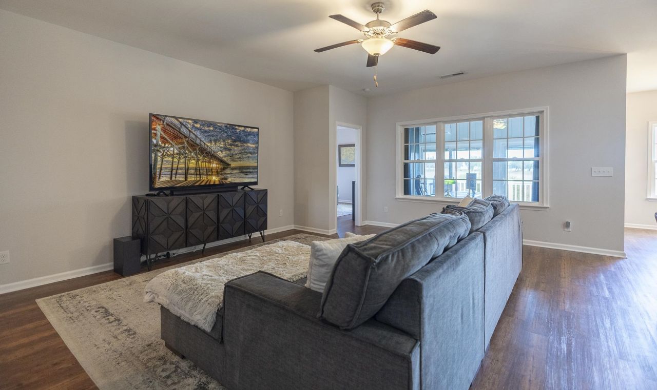 514 Antebellum Ln. Photo 10