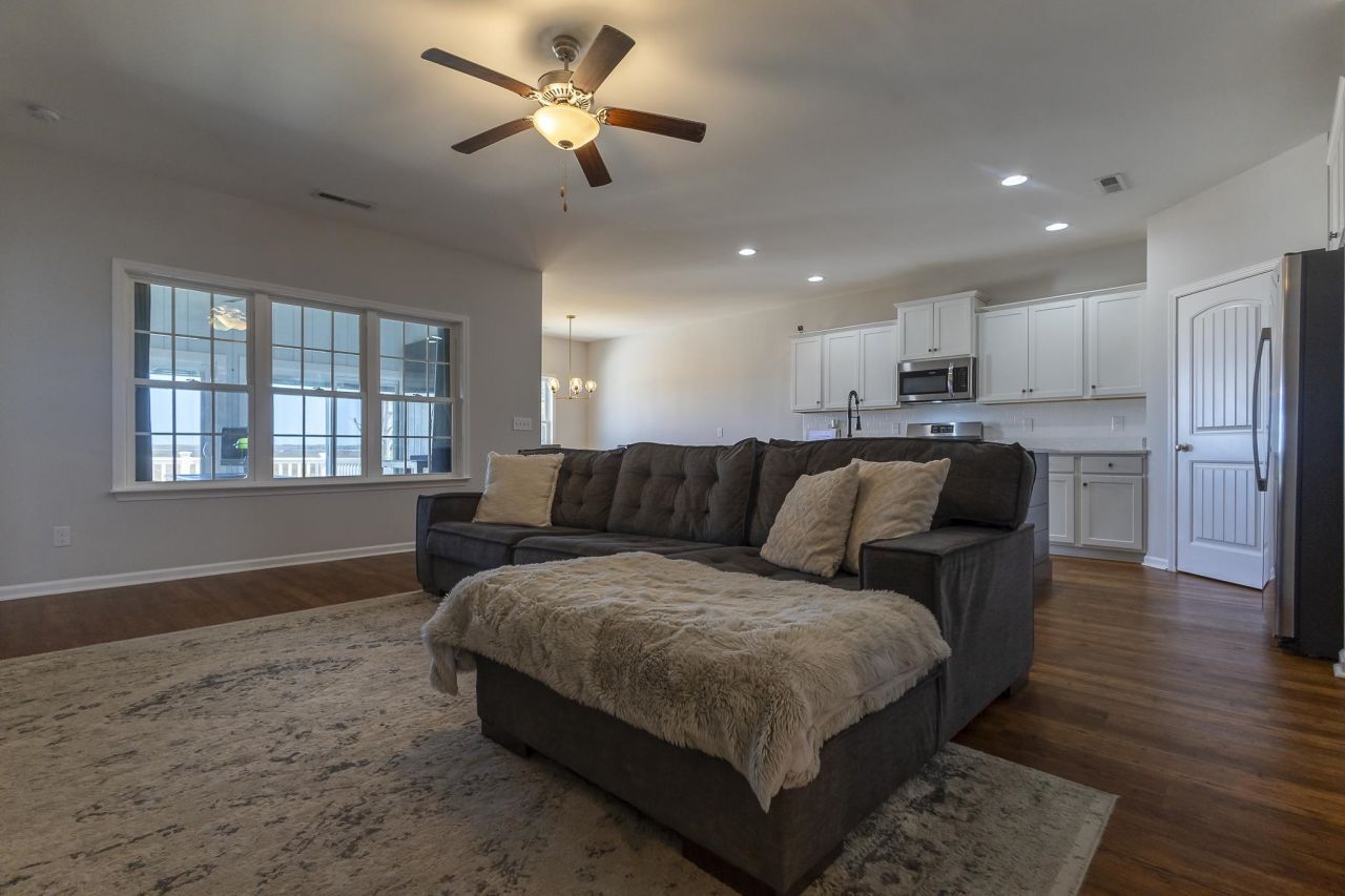 514 Antebellum Ln. Photo 11