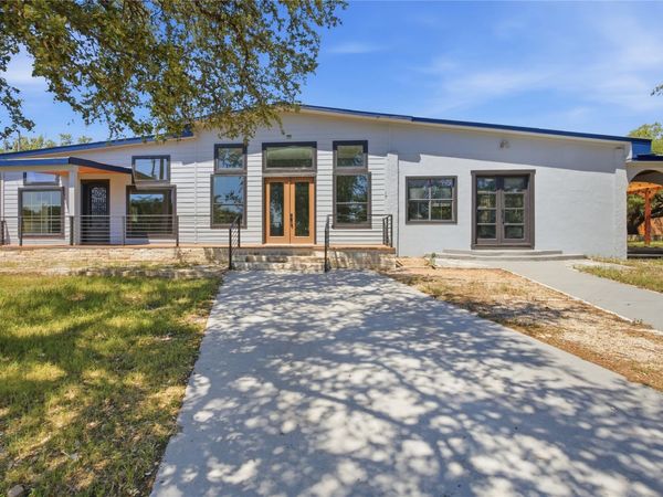17621 Stacey LN, Lago Vista, TX 78645