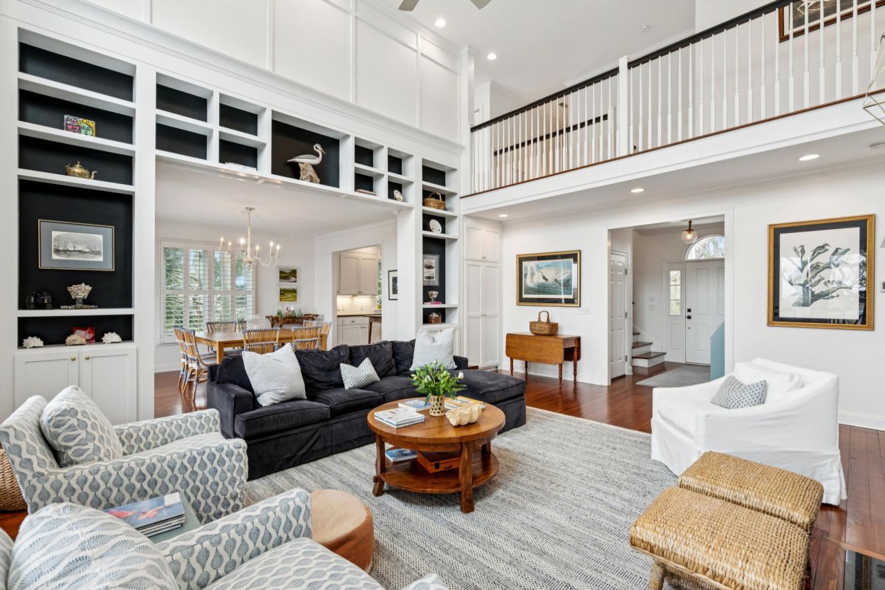 1130 Hammocks Way Photo 12