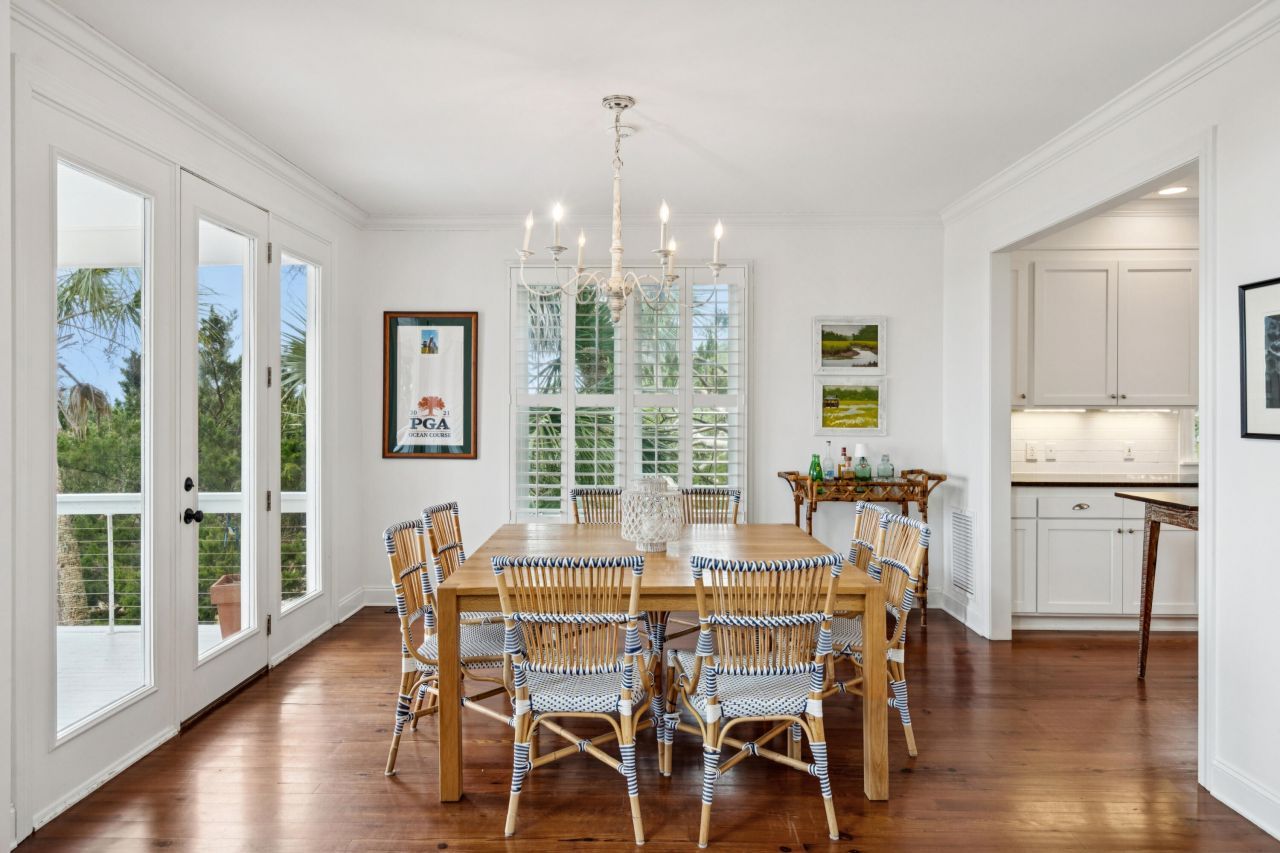 1130 Hammocks Way Photo 13