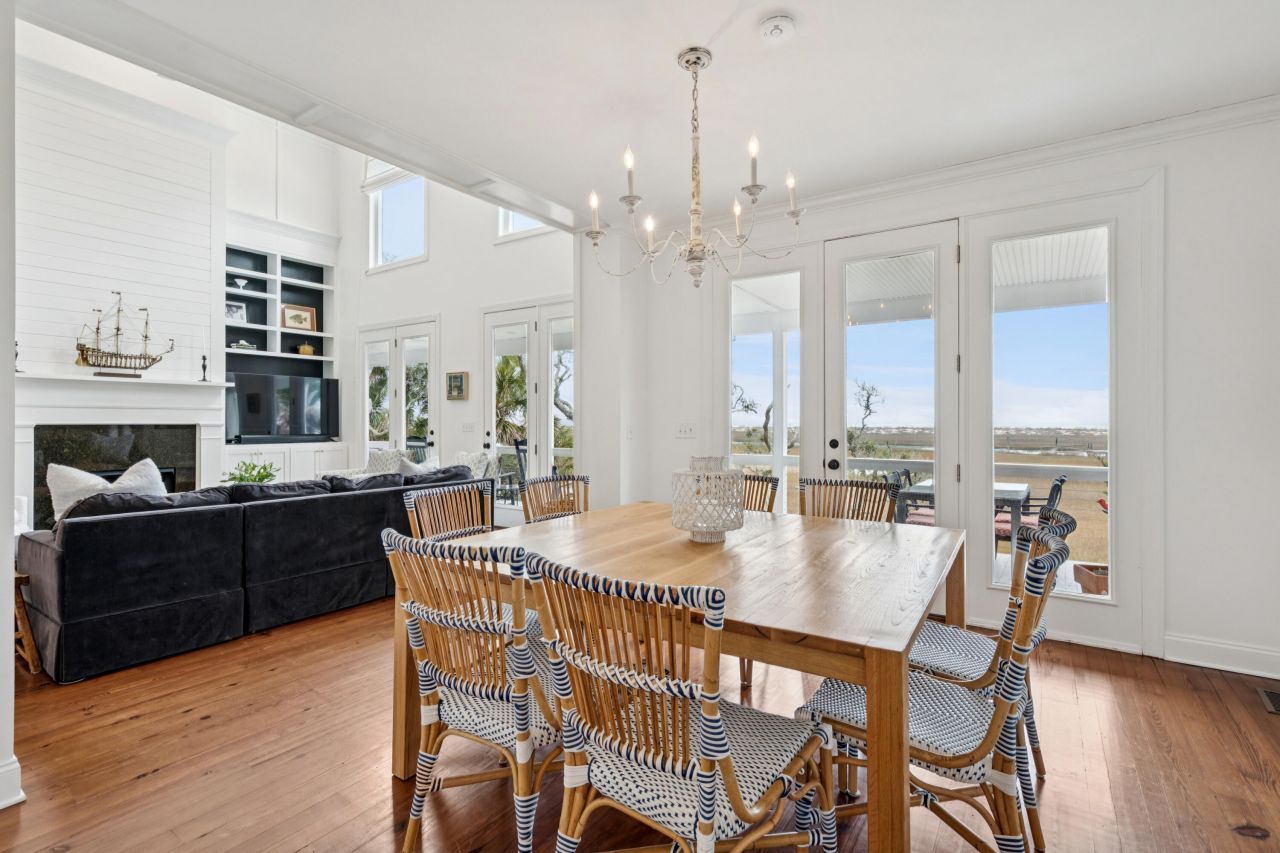 1130 Hammocks Way Photo 20