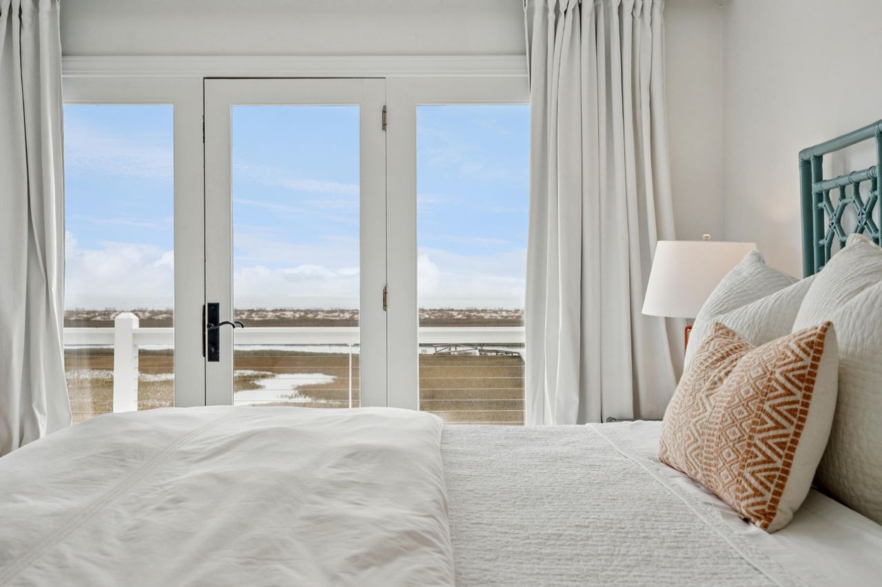 1130 Hammocks Way Photo 29