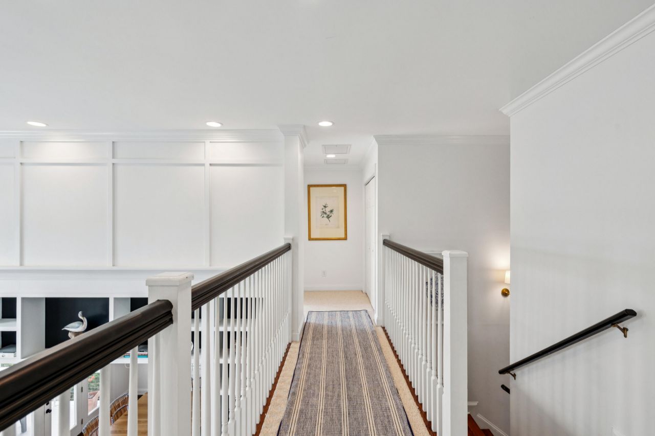 1130 Hammocks Way Photo 32