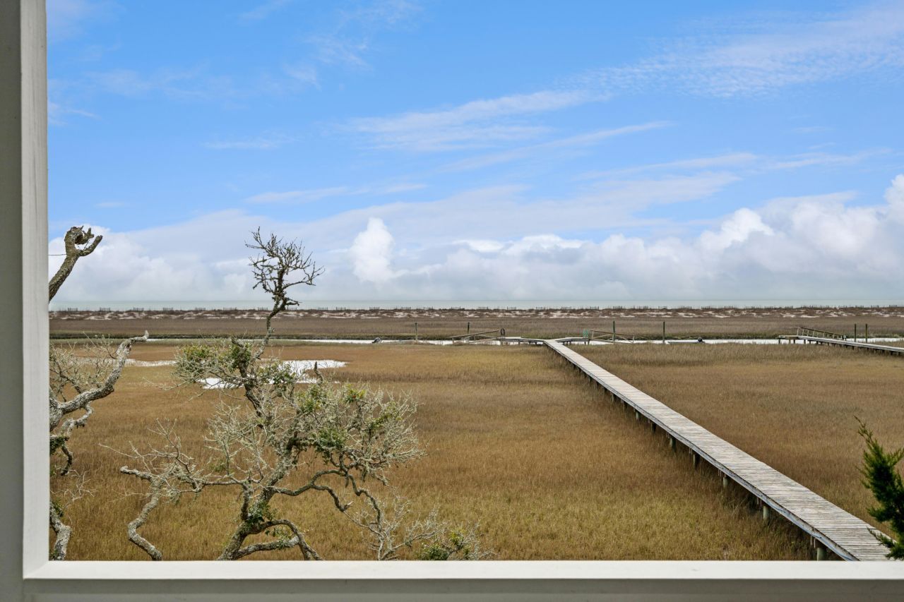 1130 Hammocks Way Photo 51