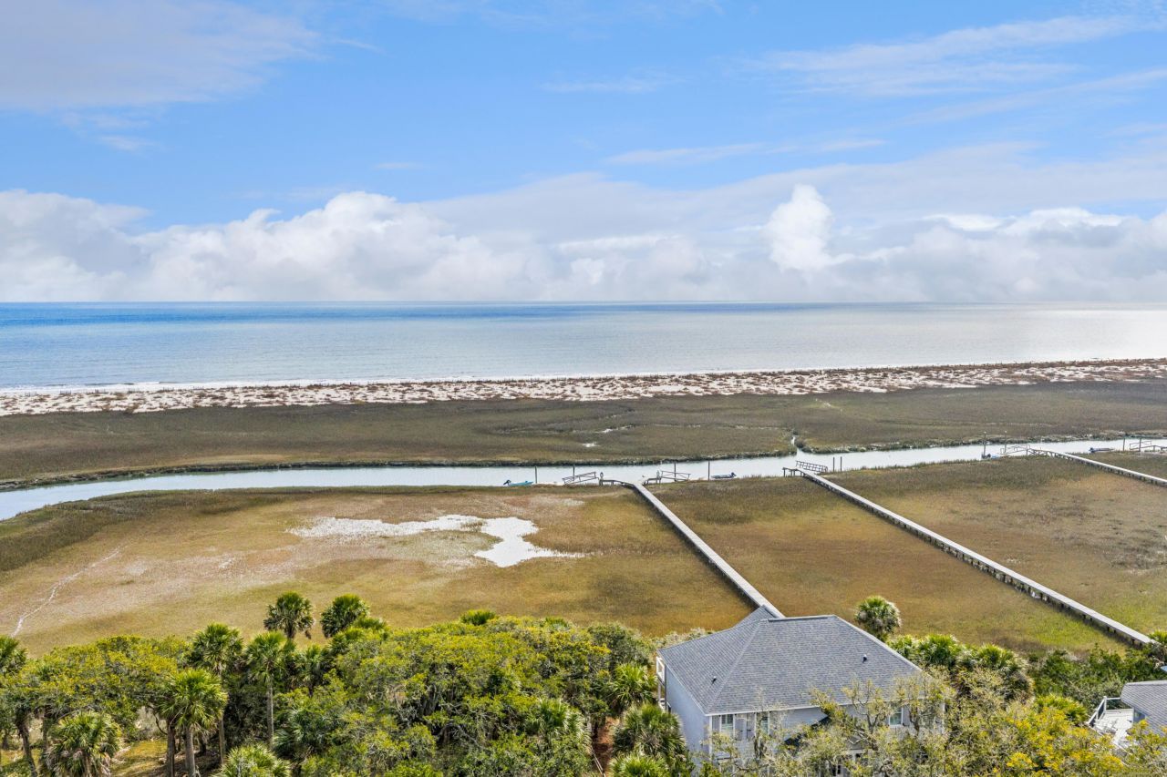 1130 Hammocks Way Photo 62