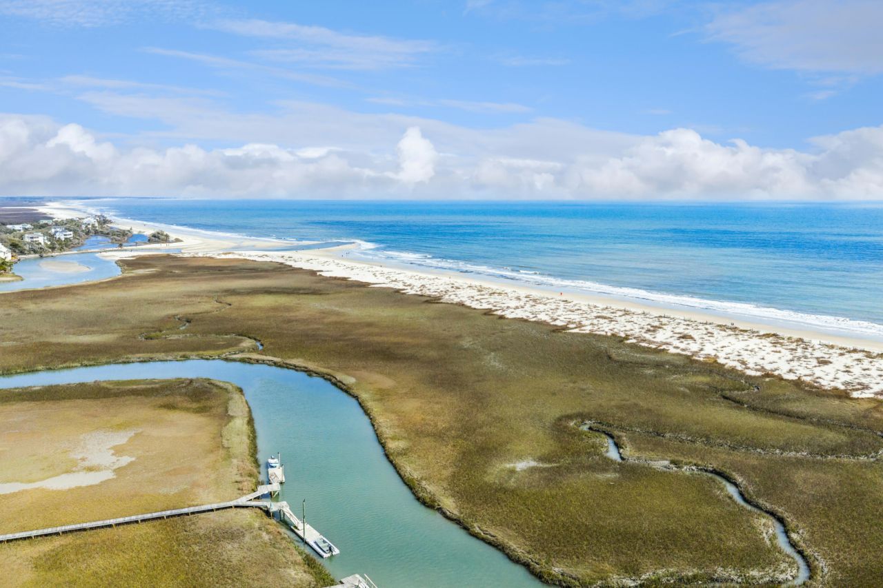 1130 Hammocks Way Photo 64