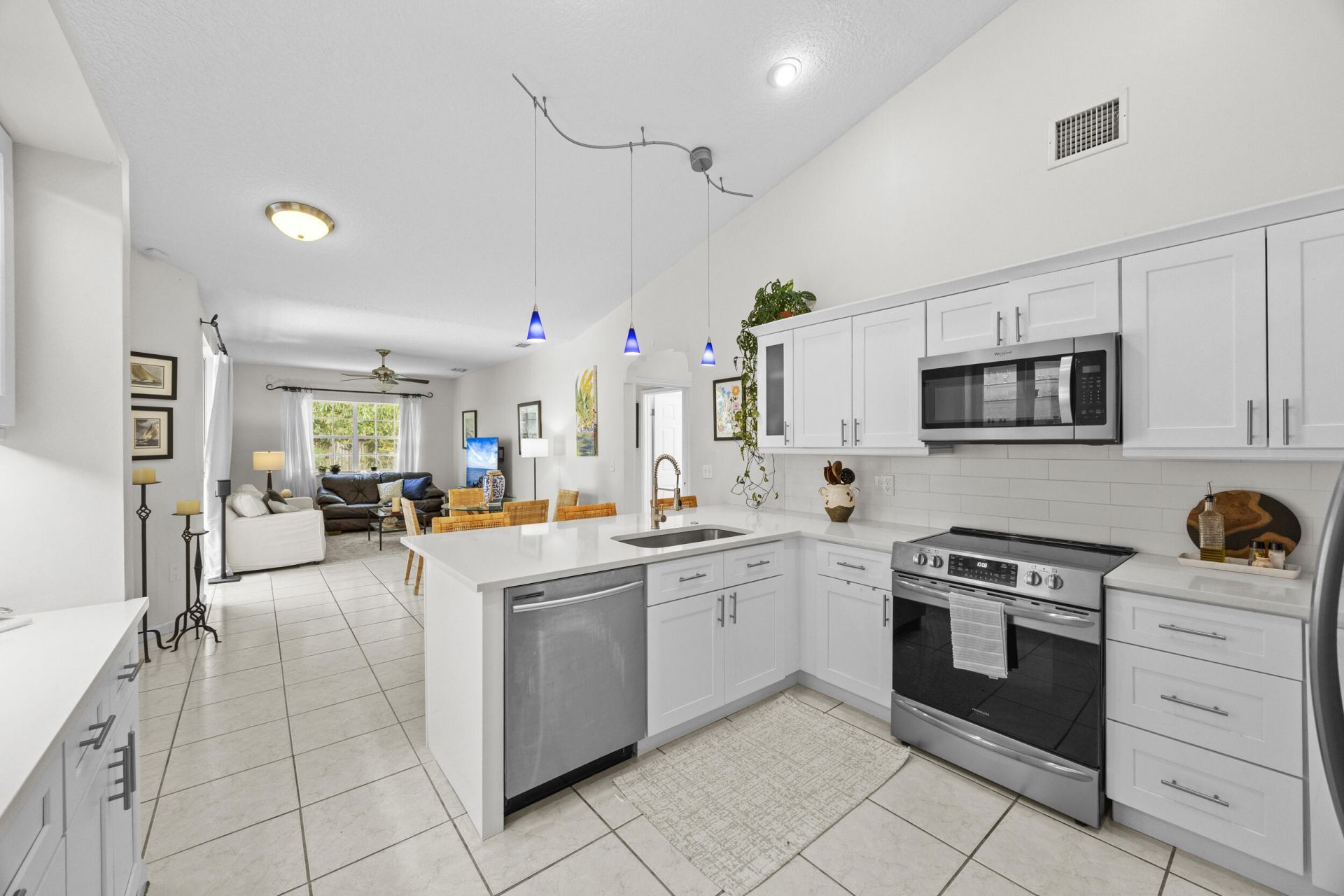 10859 Cambay Circle, Boynton Beach, FL 33437 Photo