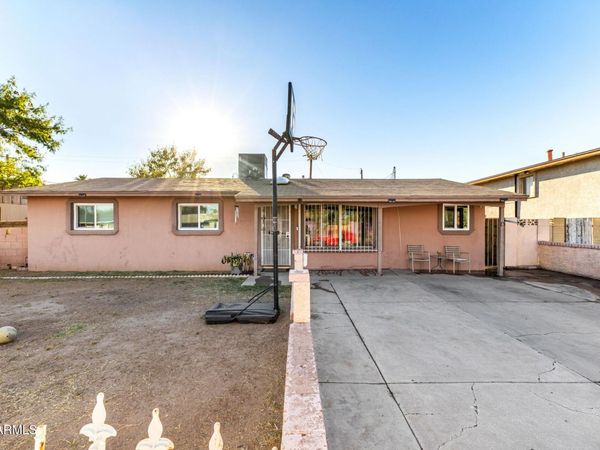 2830 N 48TH Lane, Phoenix, AZ 85035