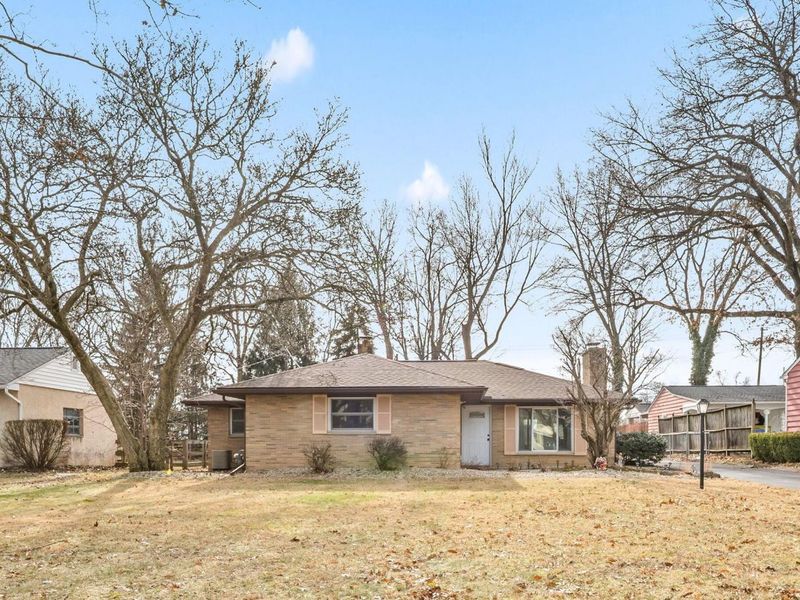 3227 Minerva Lake Road, Columbus, OH 43231 Photo 1