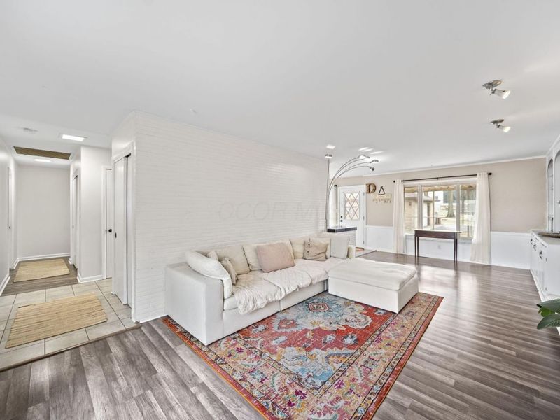 3227 Minerva Lake Road, Columbus, OH 43231 Photo 11