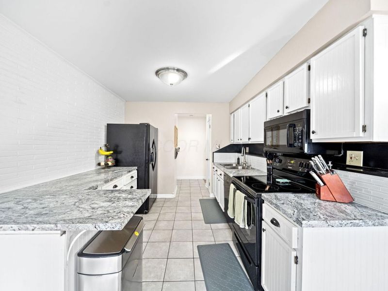 3227 Minerva Lake Road, Columbus, OH 43231 Photo 18