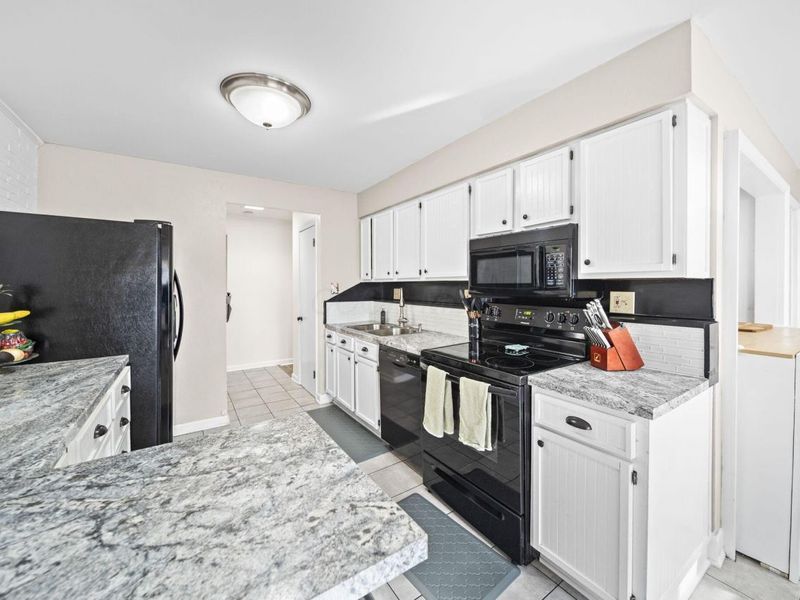 3227 Minerva Lake Road, Columbus, OH 43231 Photo 20