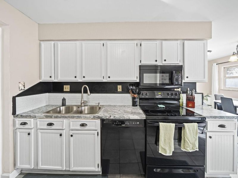 3227 Minerva Lake Road, Columbus, OH 43231 Photo 21