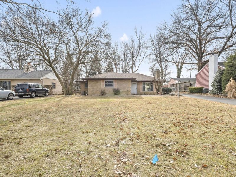 3227 Minerva Lake Road, Columbus, OH 43231 Photo 4