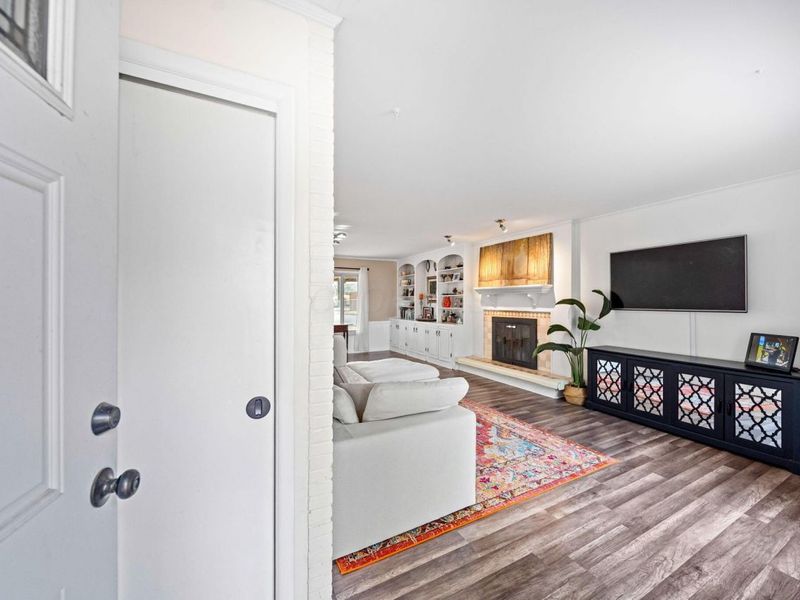 3227 Minerva Lake Road, Columbus, OH 43231 Photo 6